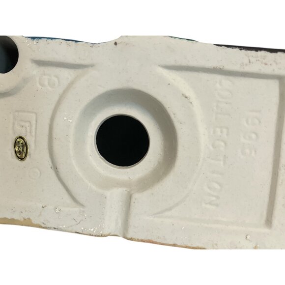 Vintage 1995 Winter Valley Villages Light-Up Ceramic Service Station – Christmas - Picture 5 of 5